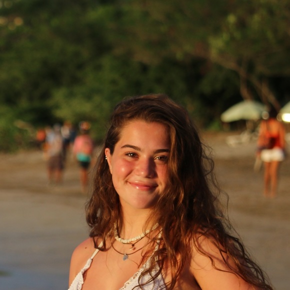 Meet your Posher, Cassie - Picture 1 of 1
